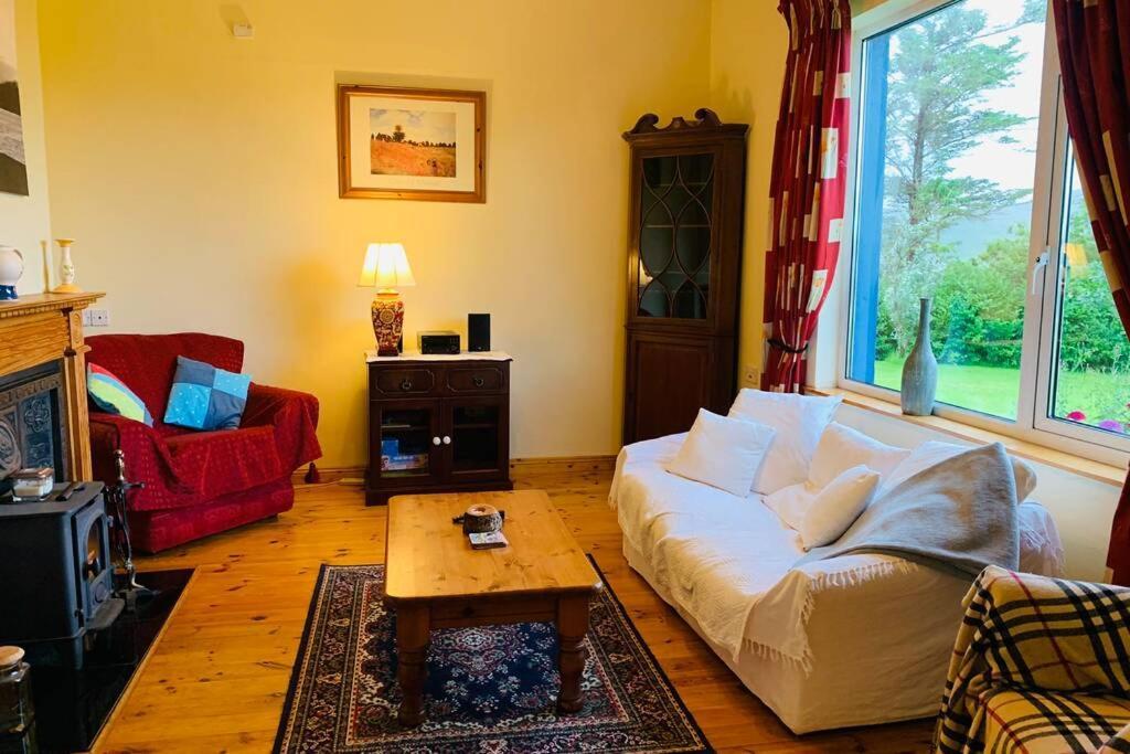 Glen Keen Farm Cottage Louisburgh Kültér fotó