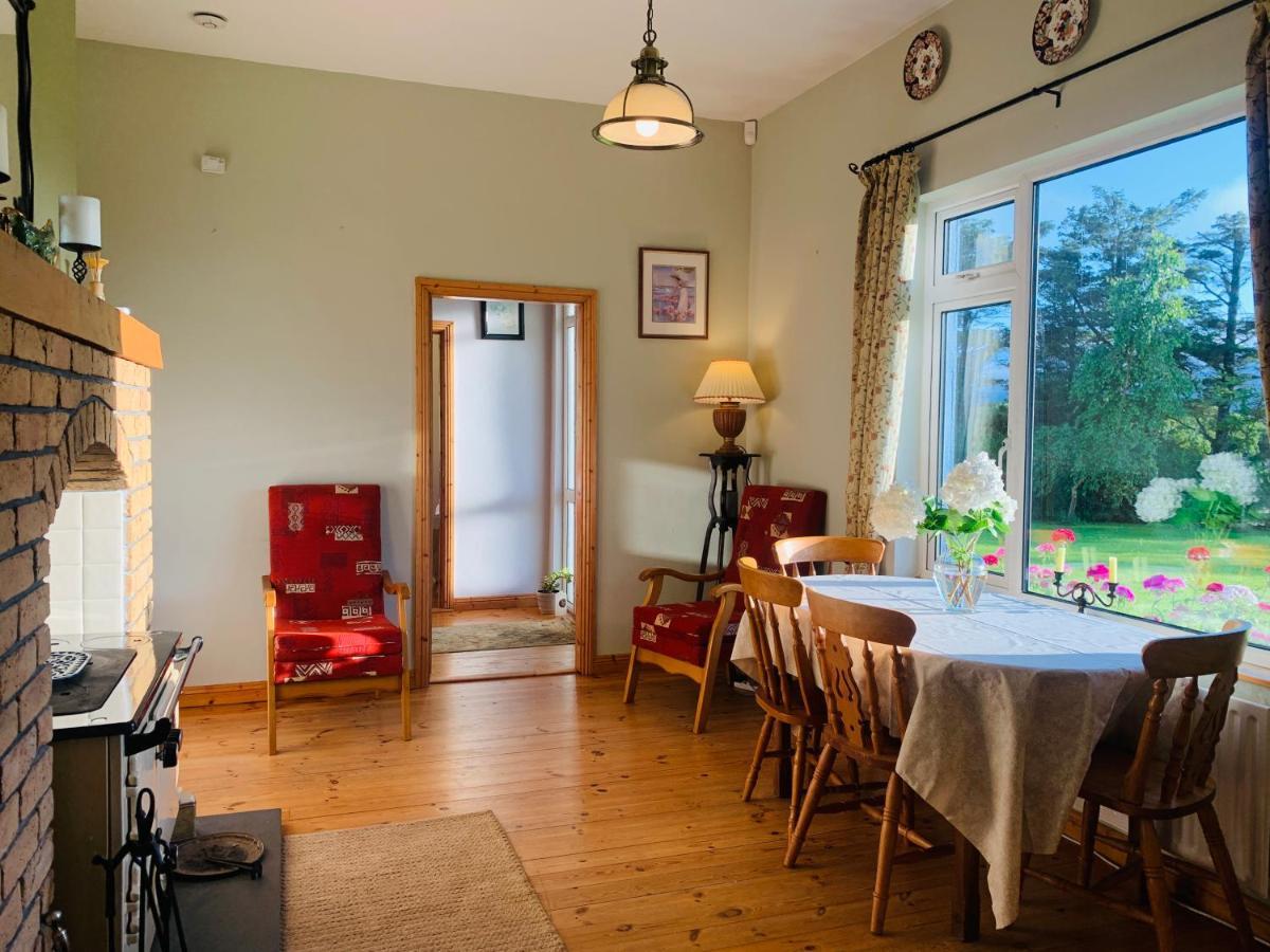 Glen Keen Farm Cottage Louisburgh Kültér fotó